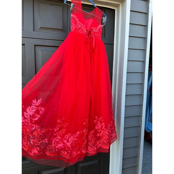 Flower Girl Bridesmaids Wedding Dress - Picture 2 of 12